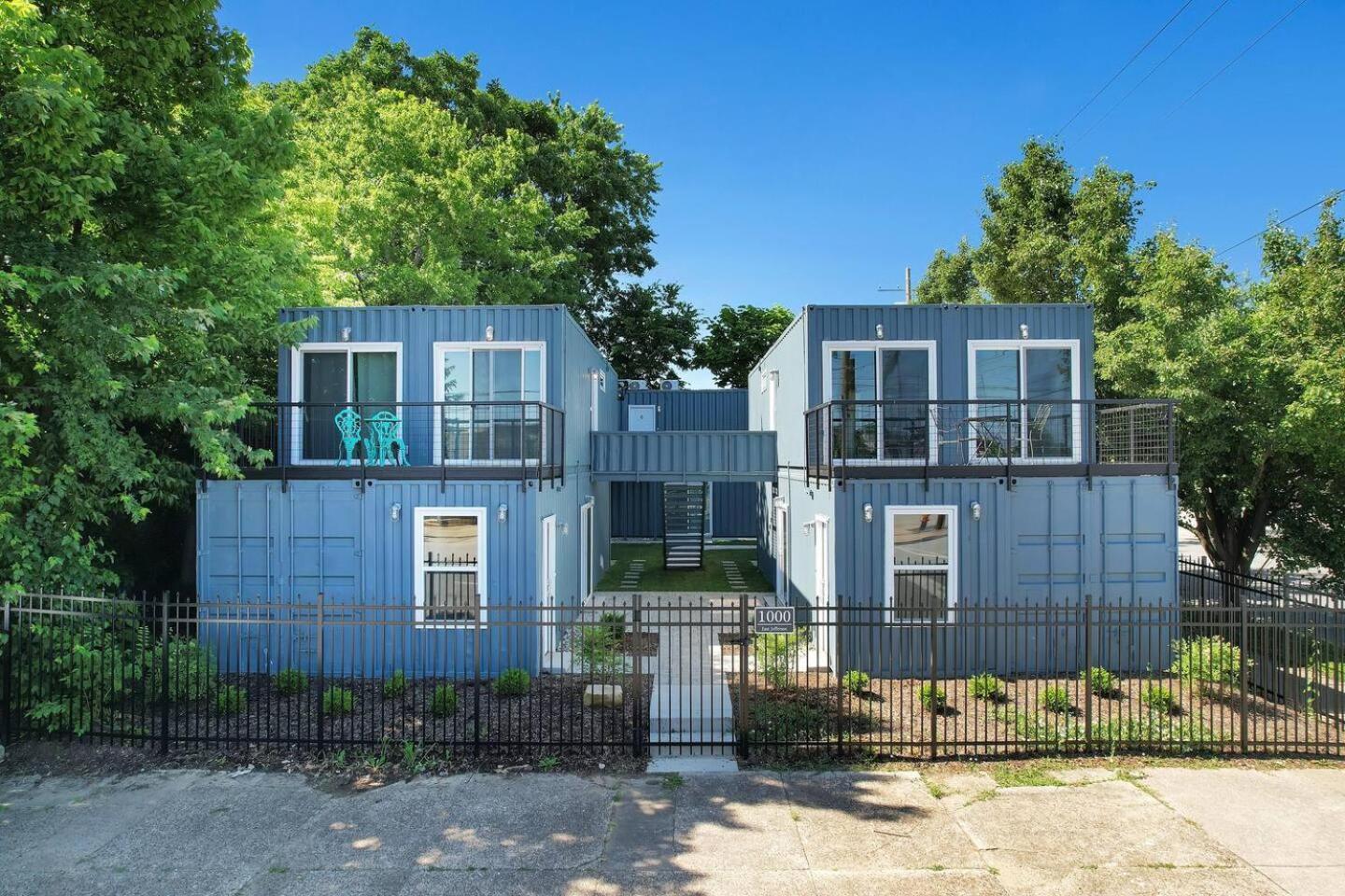 Apartament Experience The Unique Re-Nu Shipping Container #5 Louisville Zewnętrze zdjęcie